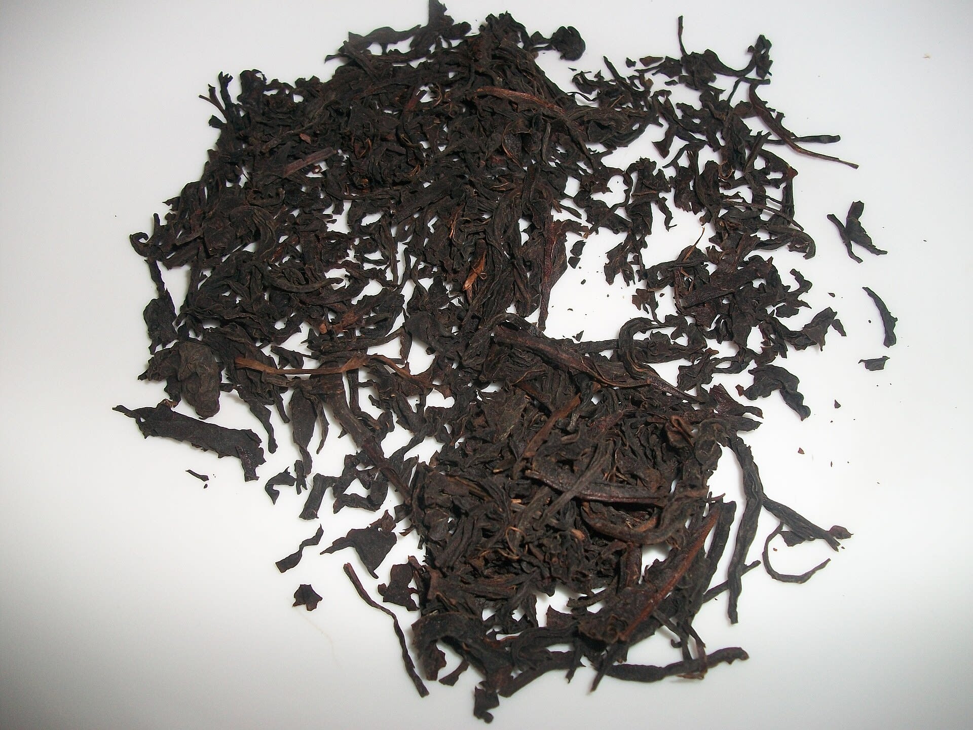 Dried black tea